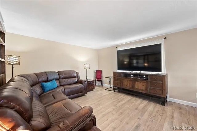 4264 S Biscay Circle Aurora, CO 80013