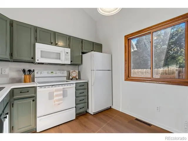 1942 Connecticut Drive Fort Collins, CO 80525