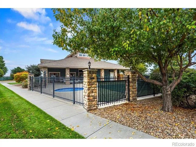 10449 Paris Street #203 Commerce City, CO 80640