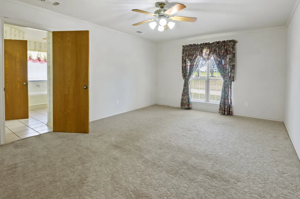 1149 County Road 4510 Mt Pleasant, TX 75455