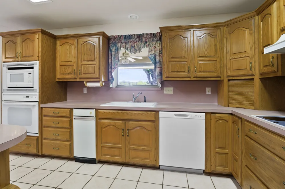 1149 County Road 4510 Mt Pleasant, TX 75455