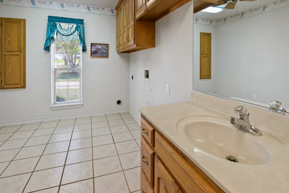 1149 County Road 4510 Mt Pleasant, TX 75455
