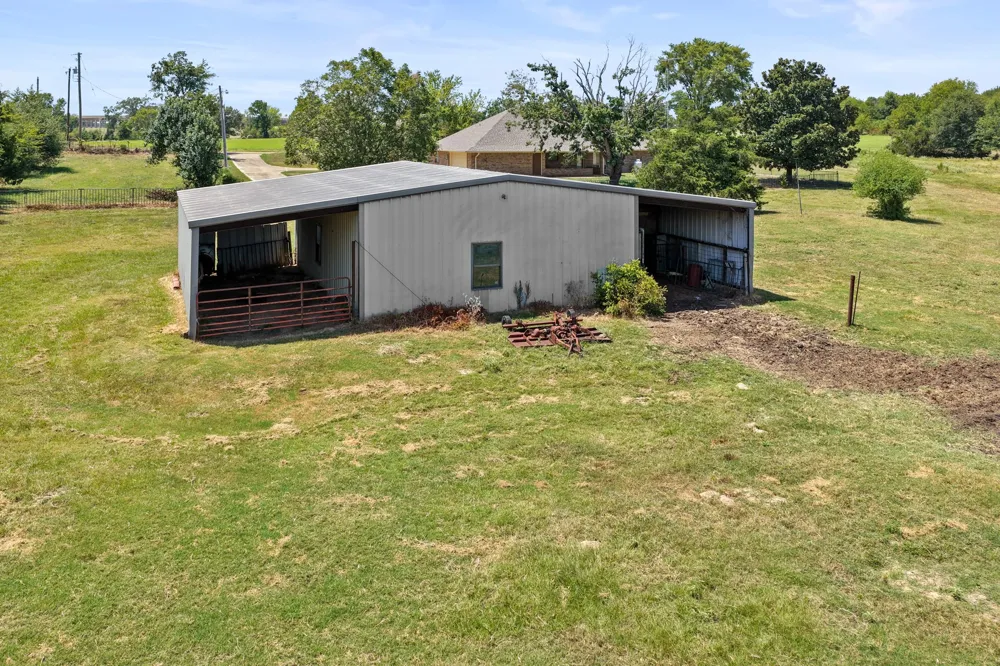 1149 County Road 4510 Mt Pleasant, TX 75455