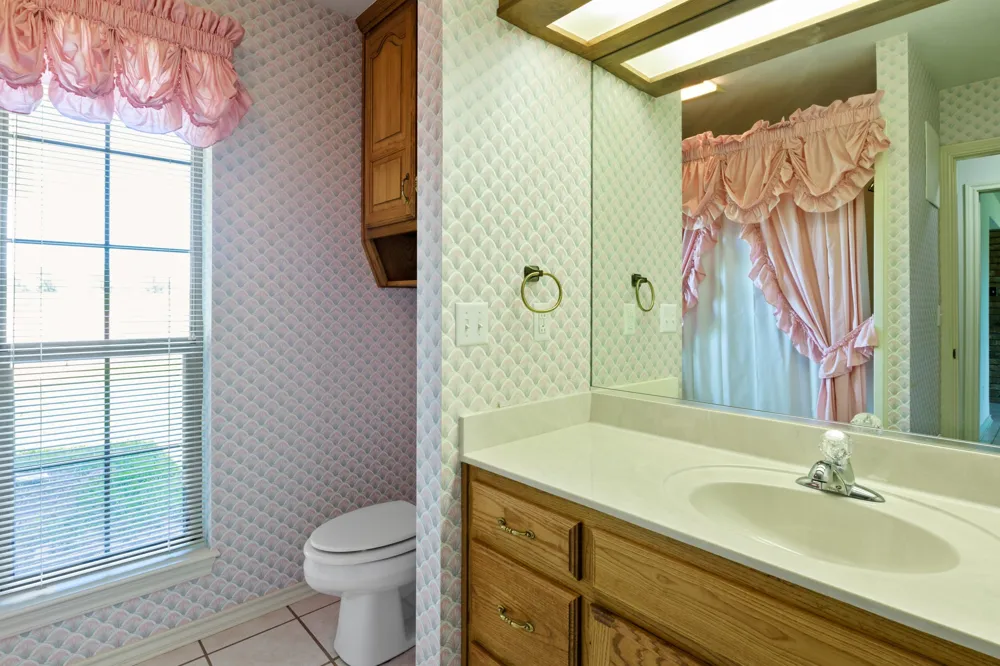 1149 County Road 4510 Mt Pleasant, TX 75455