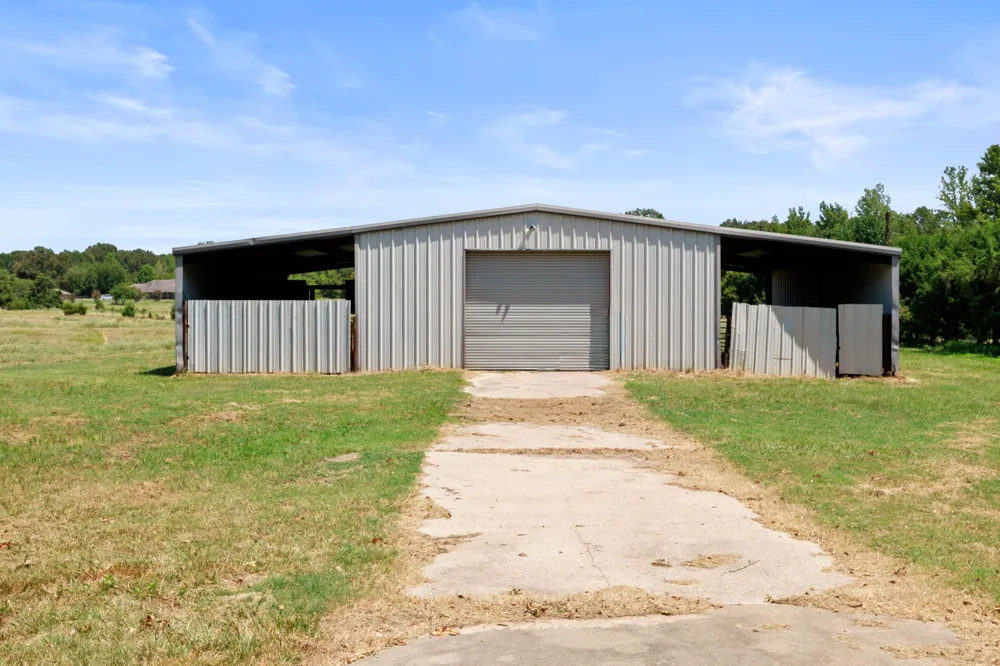 1149 County Road 4510 Mt Pleasant, TX 75455