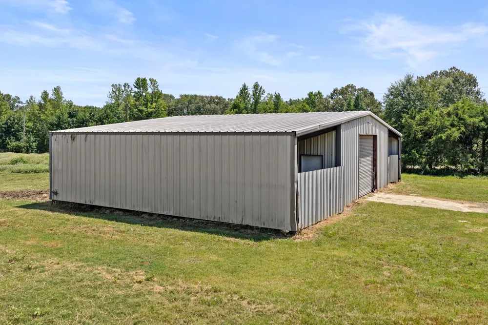 1149 County Road 4510 Mt Pleasant, TX 75455