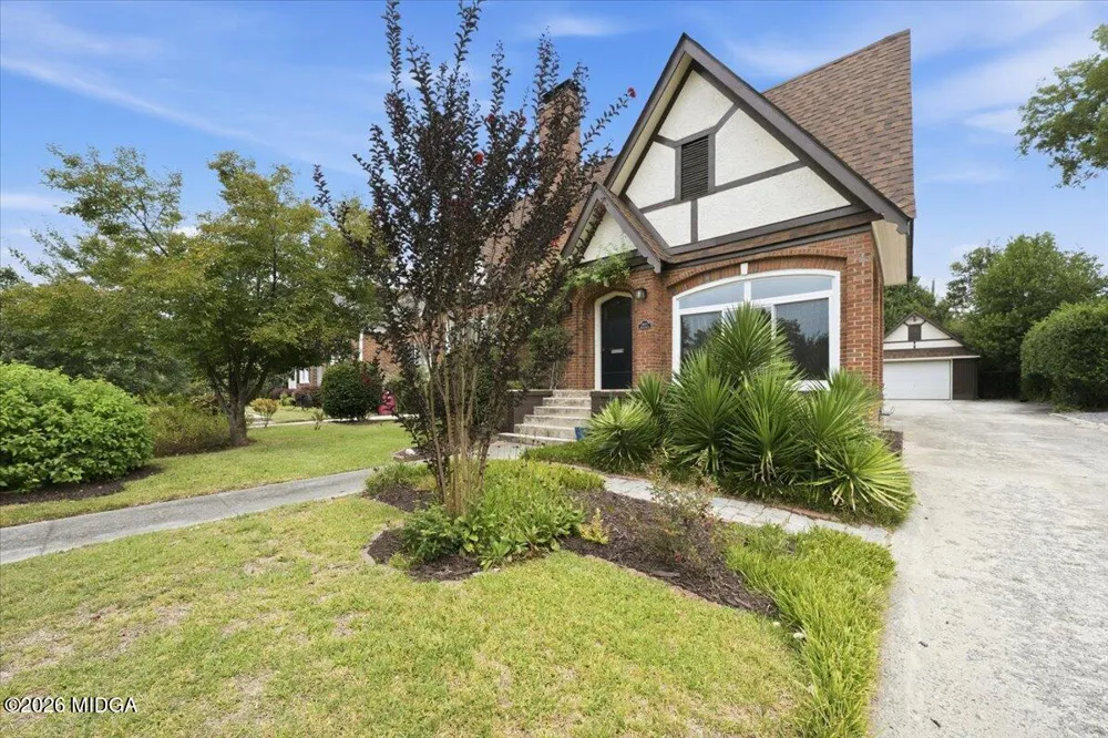 3857 Drury Drive Macon, GA 31204