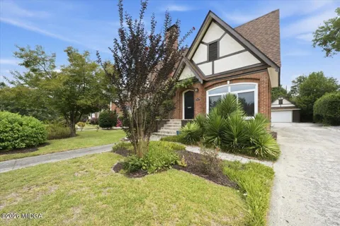 3857 Drury Drive