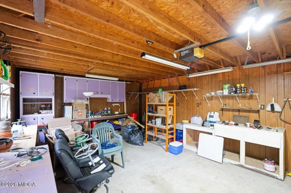 3857 Drury Drive Macon, GA 31204