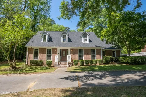 4811 Guerry Drive