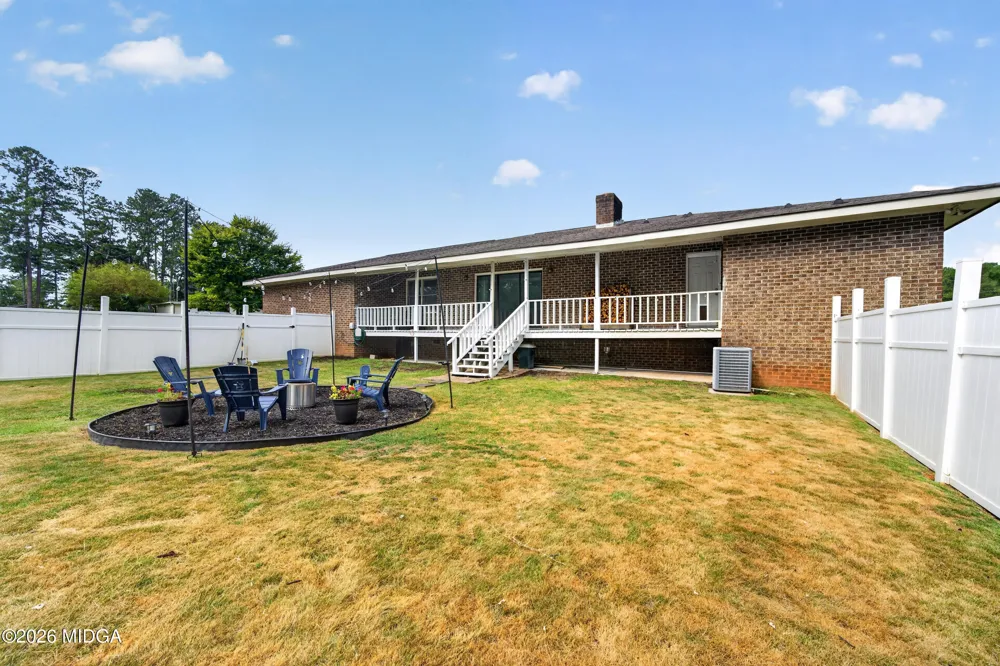 765 Central Road Thomson, GA 30824