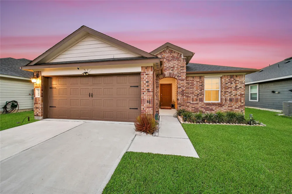 7542 Cynomys Court Rosharon, TX 77583