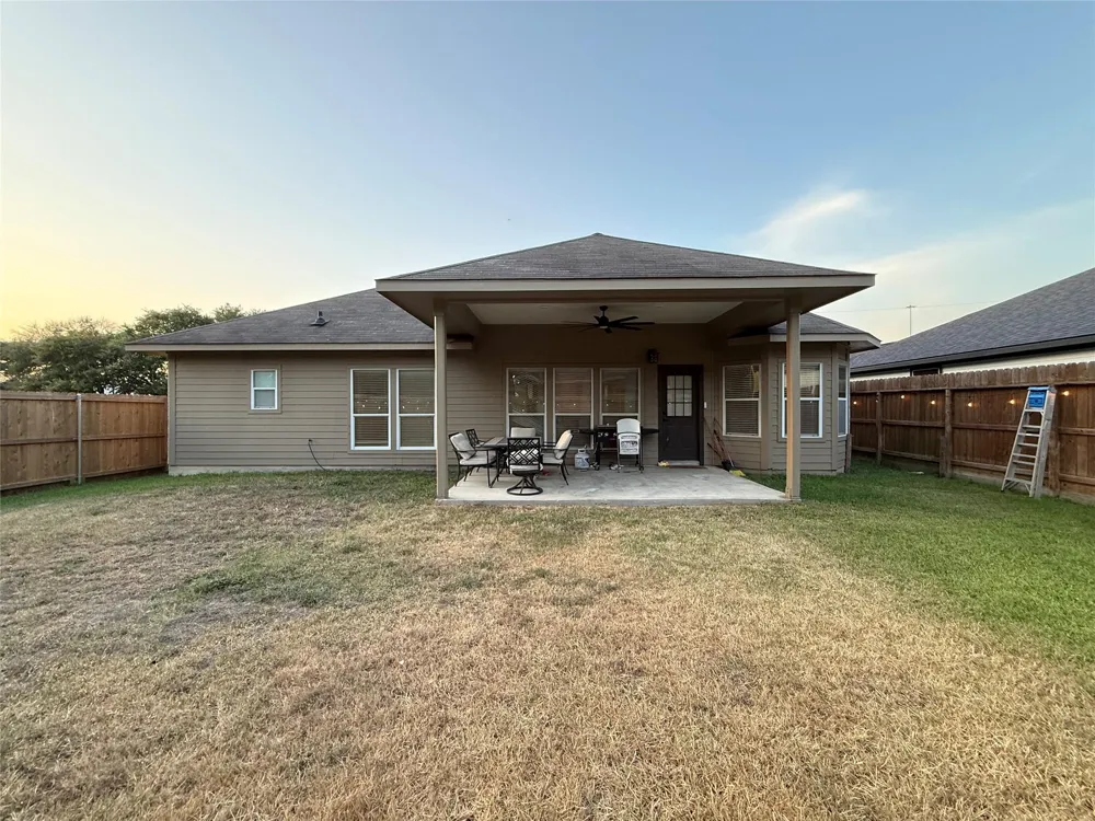 220 W 1st Street Deer Park, TX 77536
