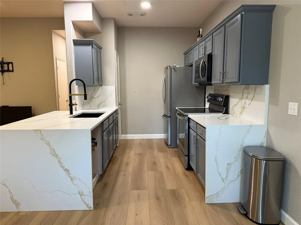 220 W 1st Street Deer Park, TX 77536