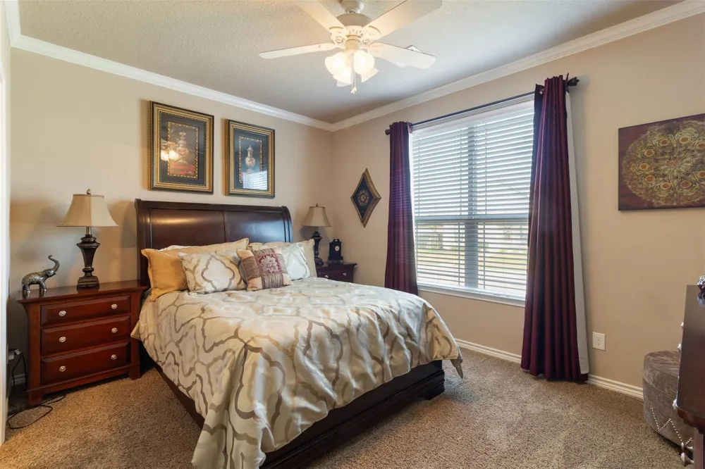 3813 Silverthorne Lane College Station, TX 77845