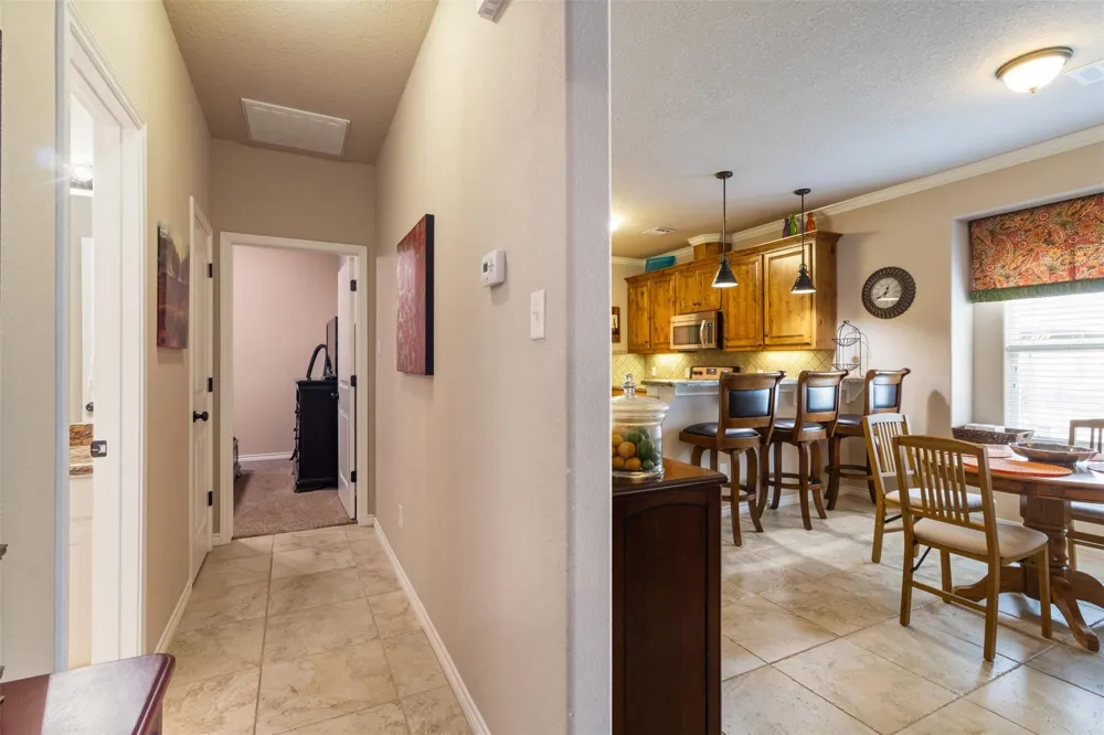 3813 Silverthorne Lane College Station, TX 77845