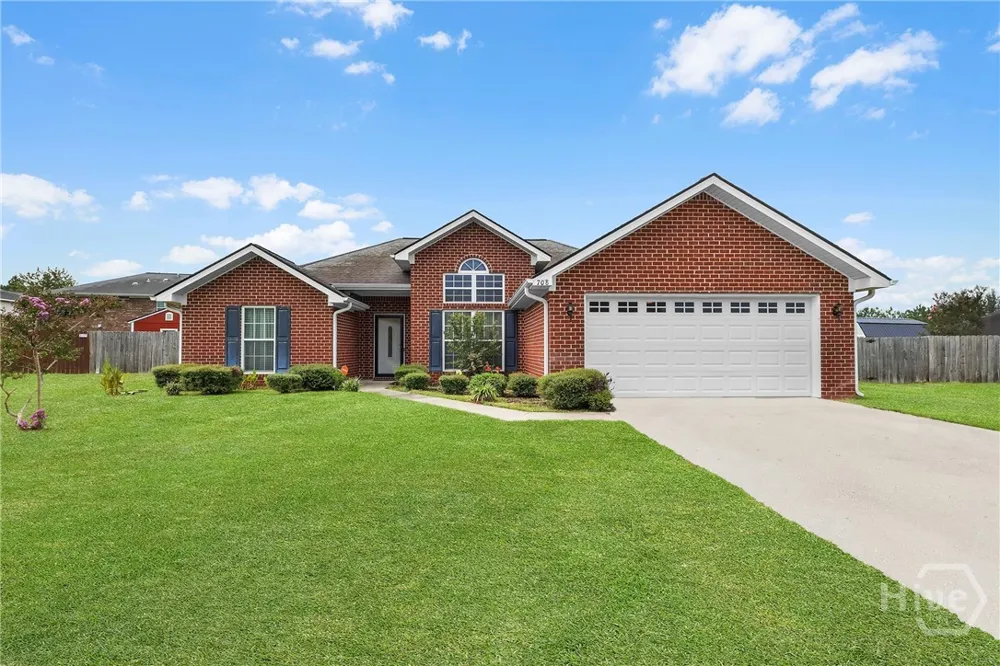708 Cordele Circle Hinesville, GA 31313
