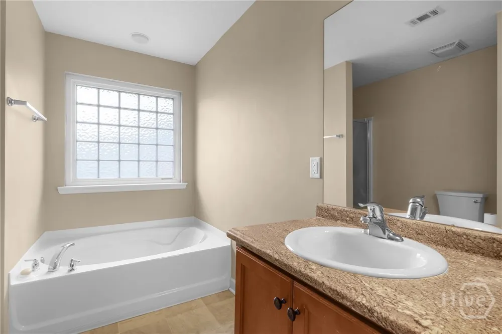 708 Cordele Circle Hinesville, GA 31313