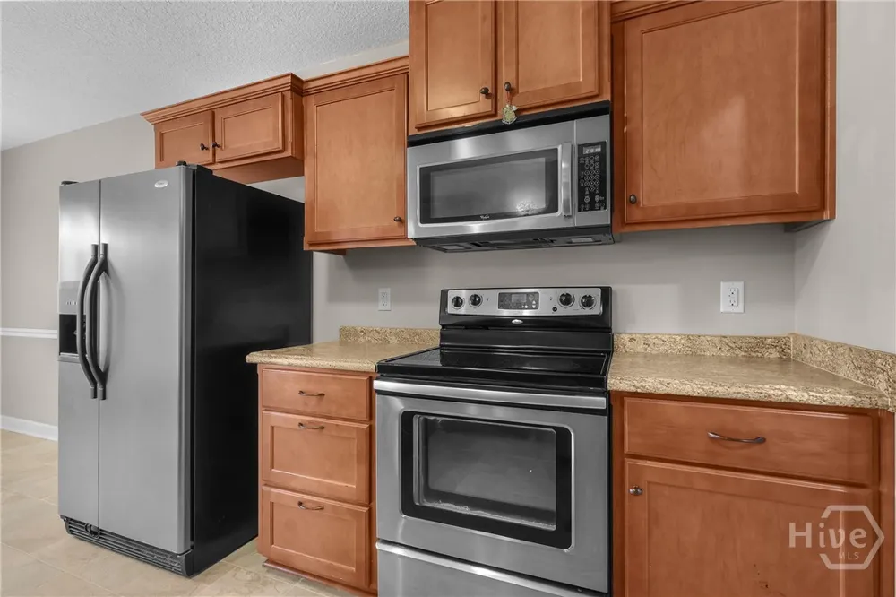 708 Cordele Circle Hinesville, GA 31313