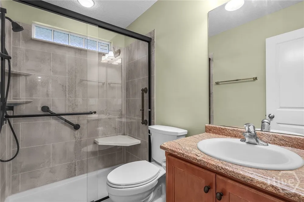 708 Cordele Circle Hinesville, GA 31313