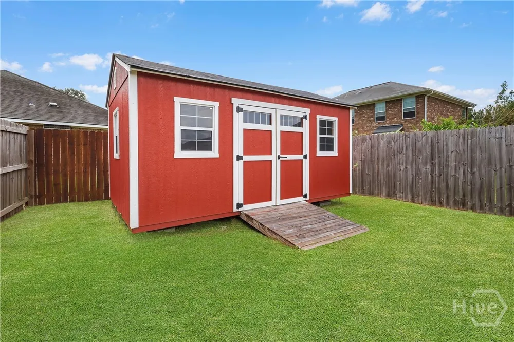 708 Cordele Circle Hinesville, GA 31313