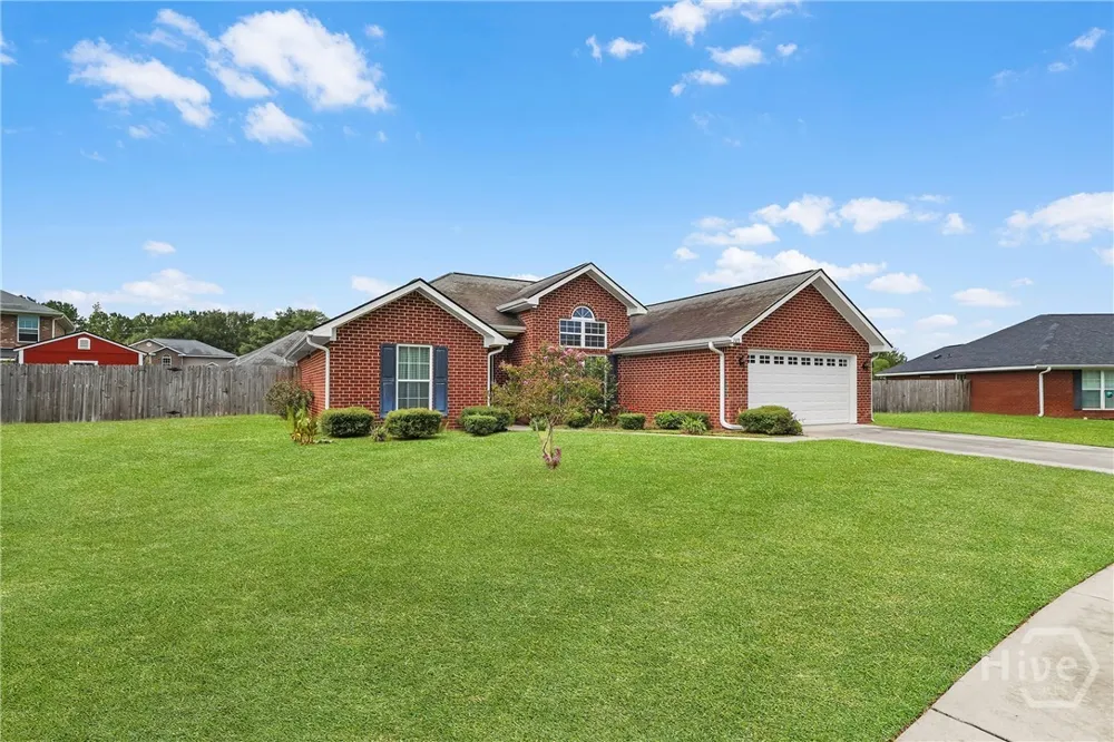 708 Cordele Circle Hinesville, GA 31313