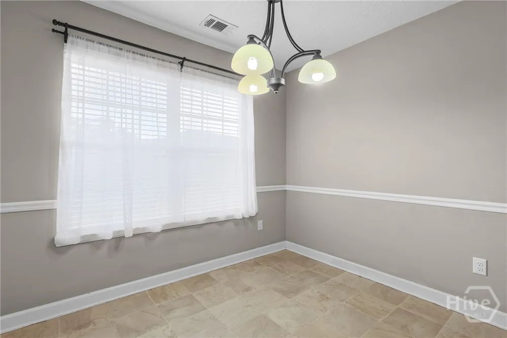 708 Cordele Circle Hinesville, GA 31313