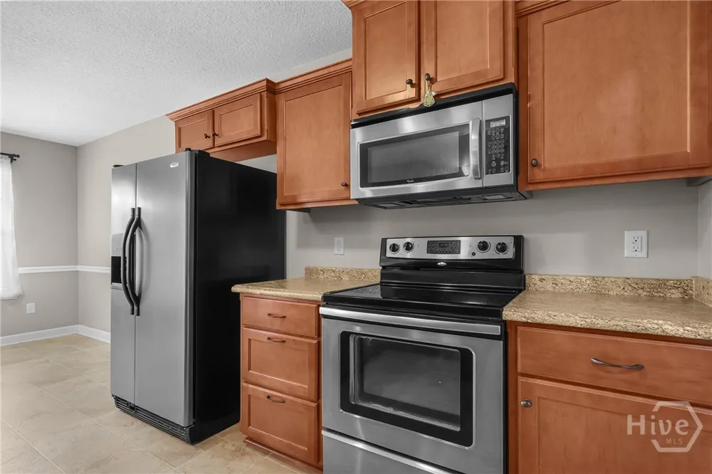 708 Cordele Circle Hinesville, GA 31313