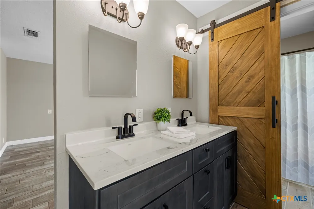 205 Chimney Circle Temple, TX 76502