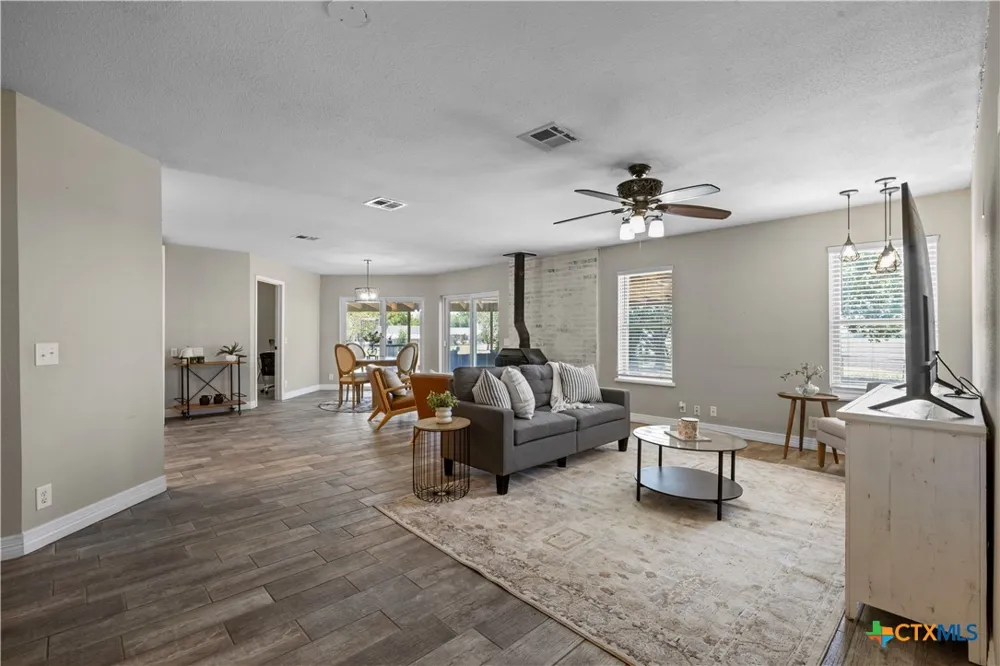 205 Chimney Circle Temple, TX 76502