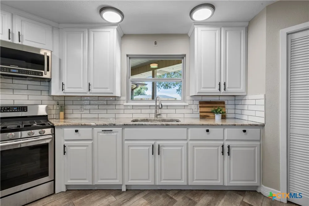 205 Chimney Circle Temple, TX 76502
