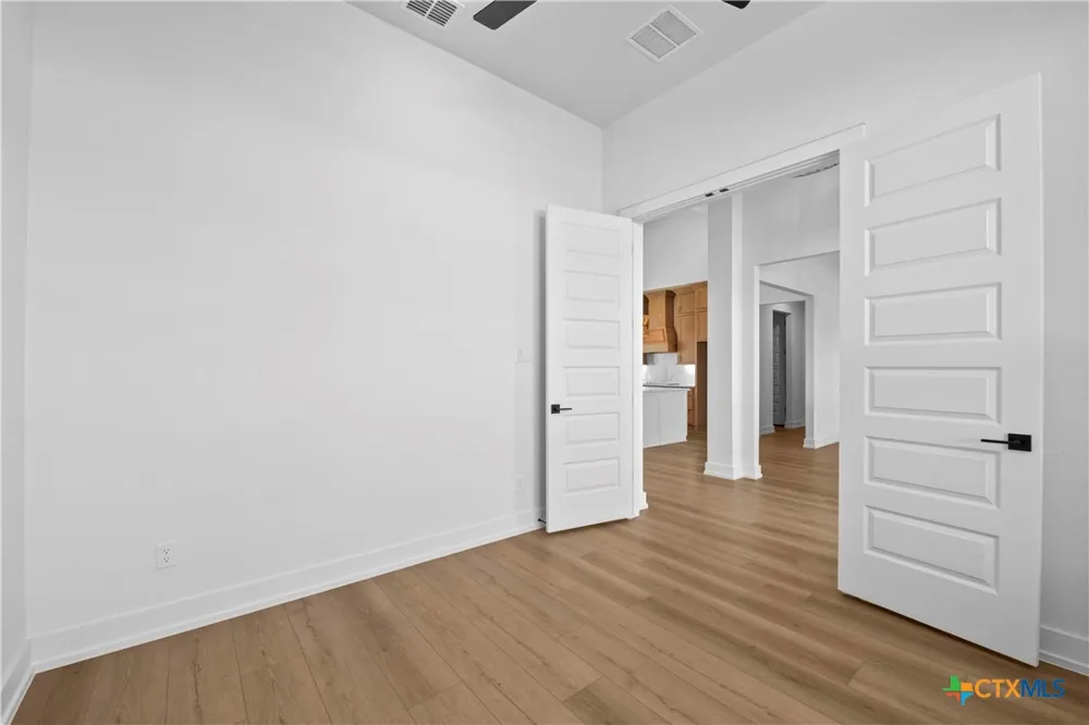 6774 Kings Mill Drive Salado, TX 76571