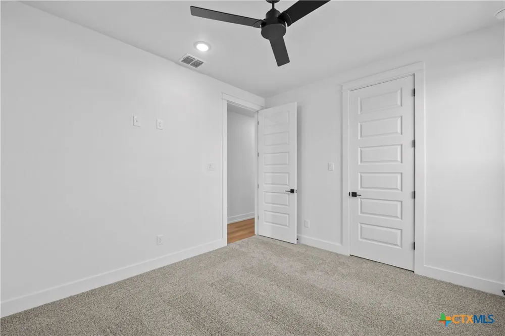 6774 Kings Mill Drive Salado, TX 76571