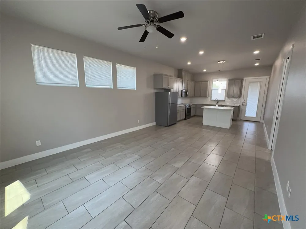5001 White Rose Drive Killeen, TX 76542
