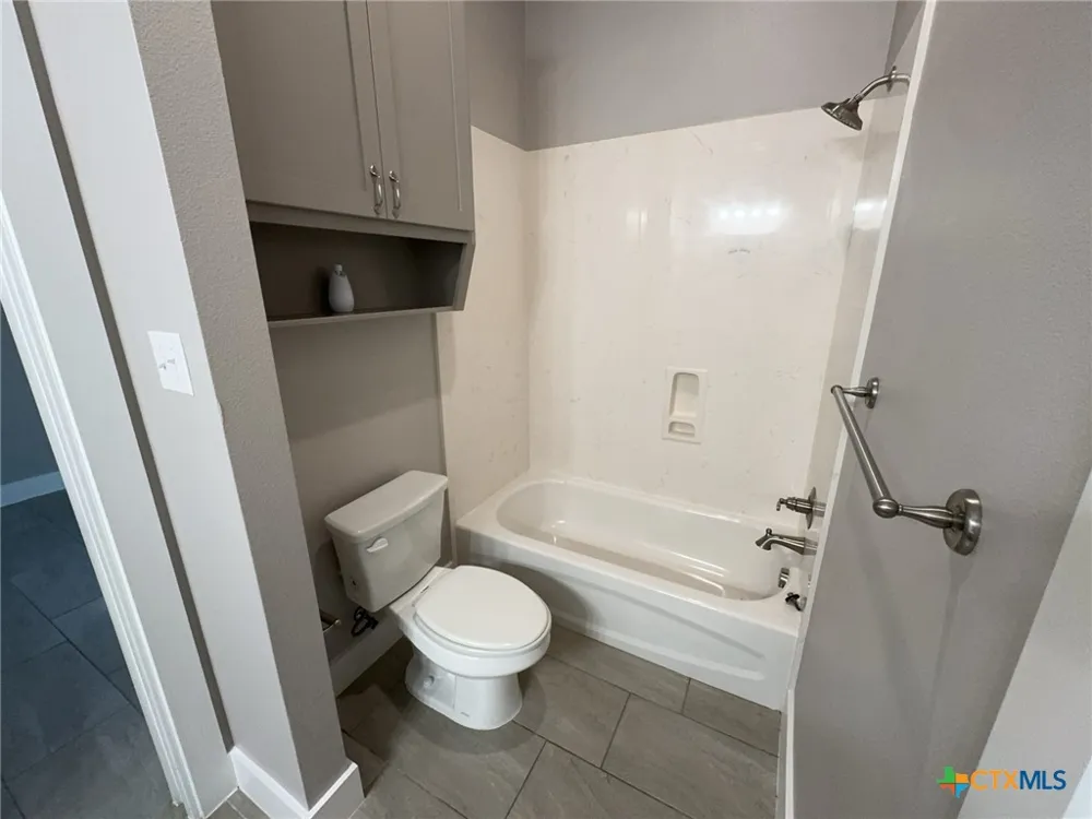 5001 White Rose Drive Killeen, TX 76542