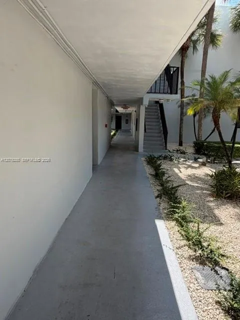 10825 SW 112 AV #6-215 Miami, FL 33176
