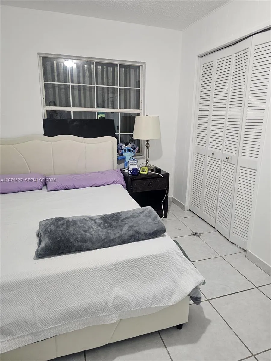 6847 SW 13th St Miami, FL 33144