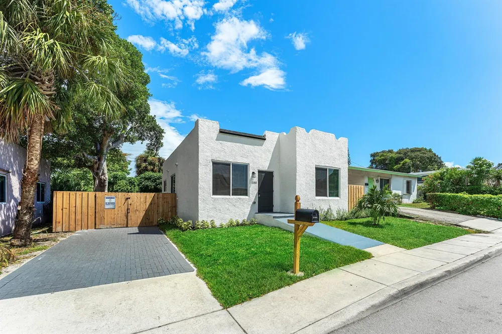 1150 W 25th Street Riviera Beach, FL 33404