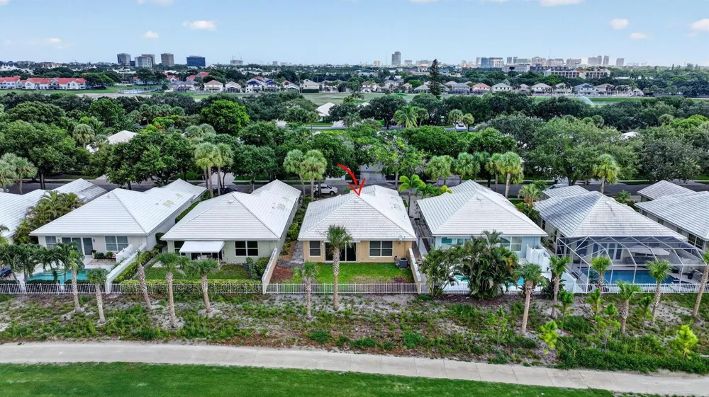 1115 Gator Trail West Palm Beach, FL 33409