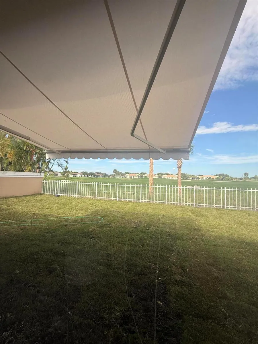1115 Gator Trail West Palm Beach, FL 33409