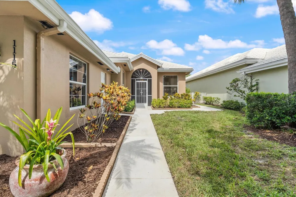 1115 Gator Trail West Palm Beach, FL 33409