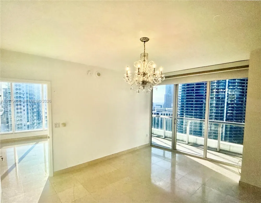 475 Brickell Ave #2915 Miami, FL 33131