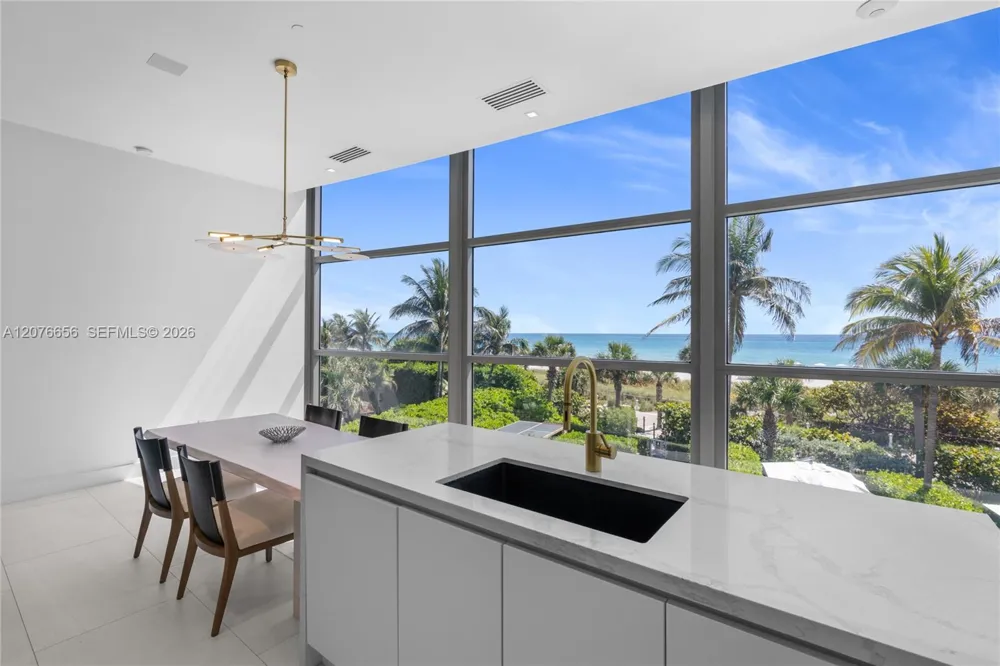5875 Collins Ave #401 Miami Beach, FL 33140