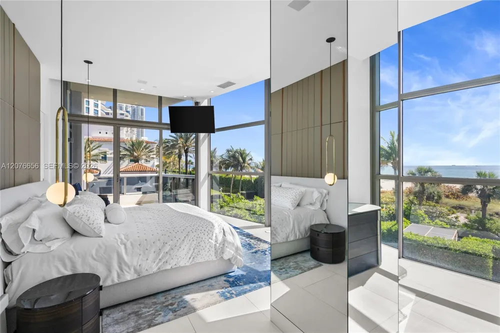 5875 Collins Ave #401 Miami Beach, FL 33140