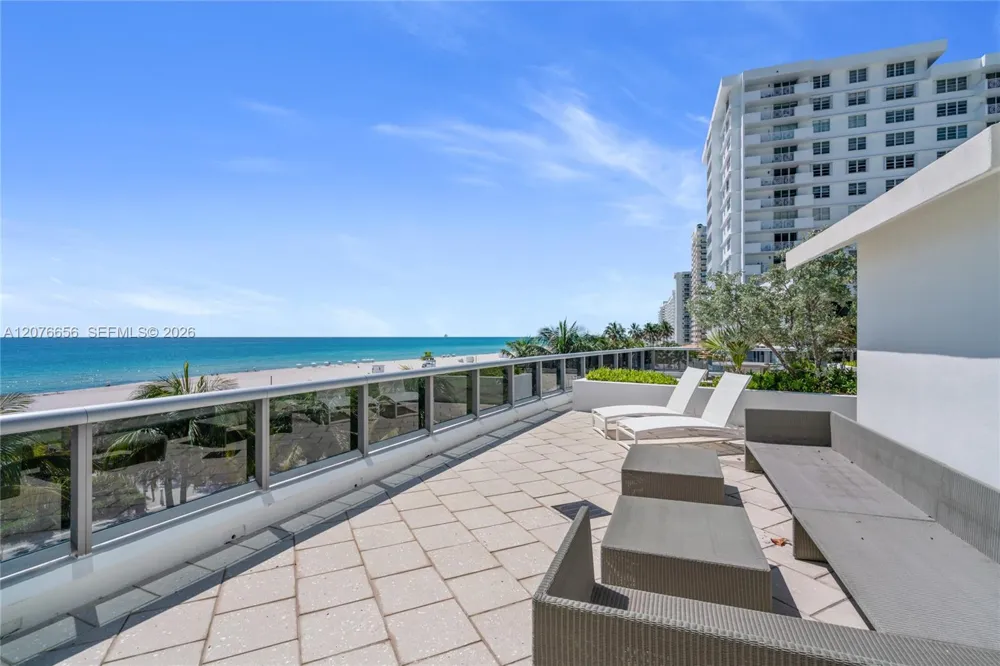 5875 Collins Ave #401 Miami Beach, FL 33140