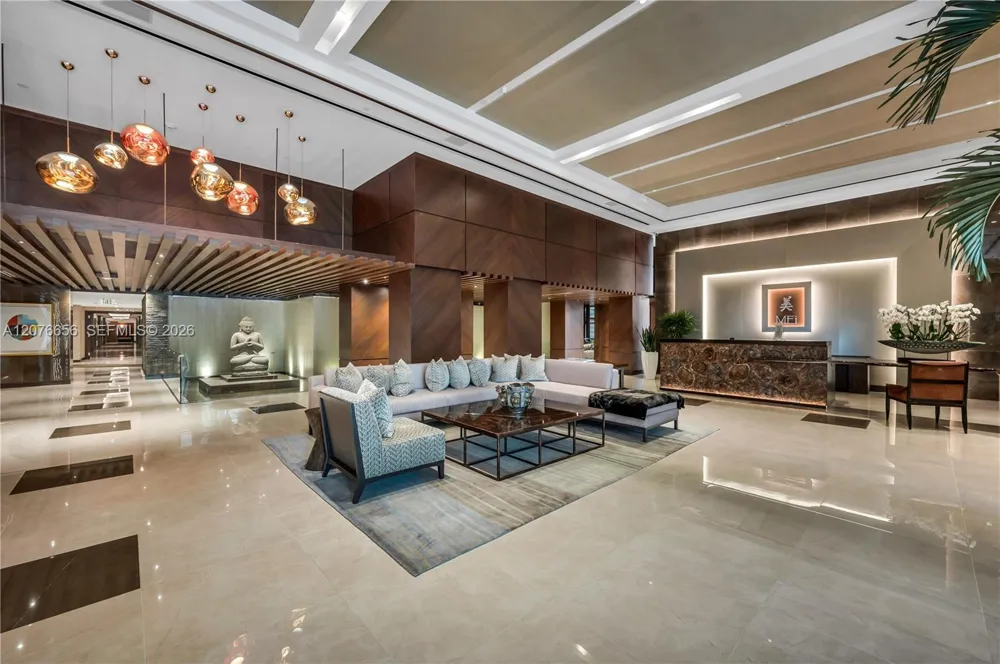 5875 Collins Ave #401 Miami Beach, FL 33140