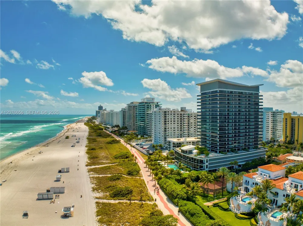 5875 Collins Ave #401 Miami Beach, FL 33140