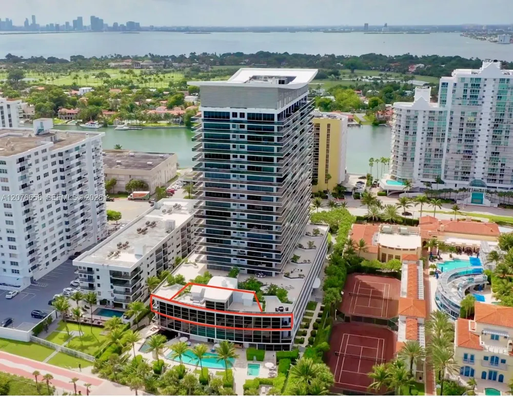 5875 Collins Ave #401 Miami Beach, FL 33140