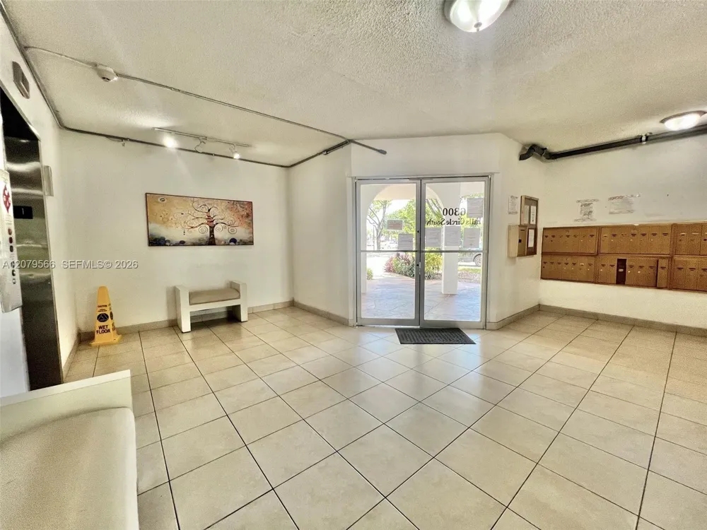 6300 S Falls Cir Dr #408 Lauderhill, FL 33319