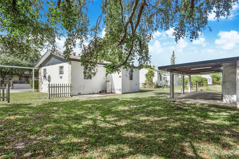 6535 NW 6th Ave Miami, FL 33150